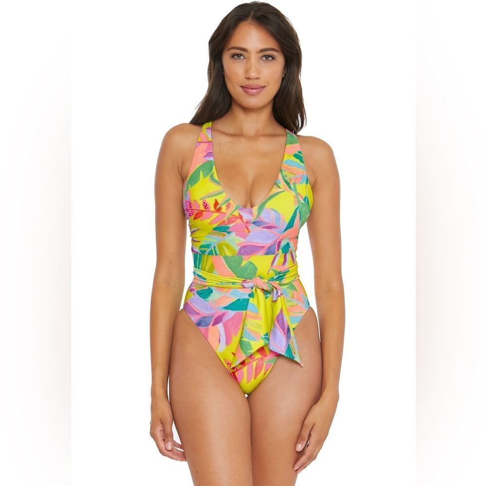 NEW Becca Costa Bella Tropical Print One Piece Swimsuit Size Small